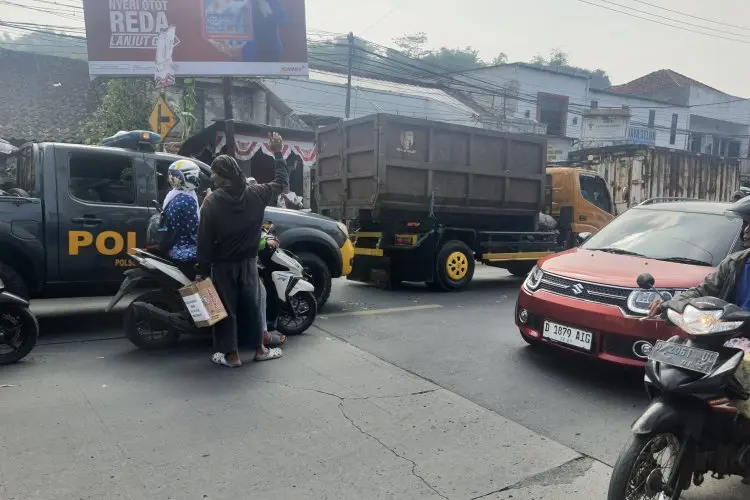 Soal Opsi Penertiban Warga Meminta Sumbangan HUT RI ke-80, Satpol PP KBB: Masih dalam Pembahasan 