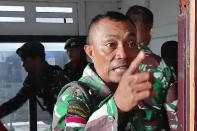Ayah Prada Lucky Tuntut Keadilan, Luapkan Emosi di Rumah Duka