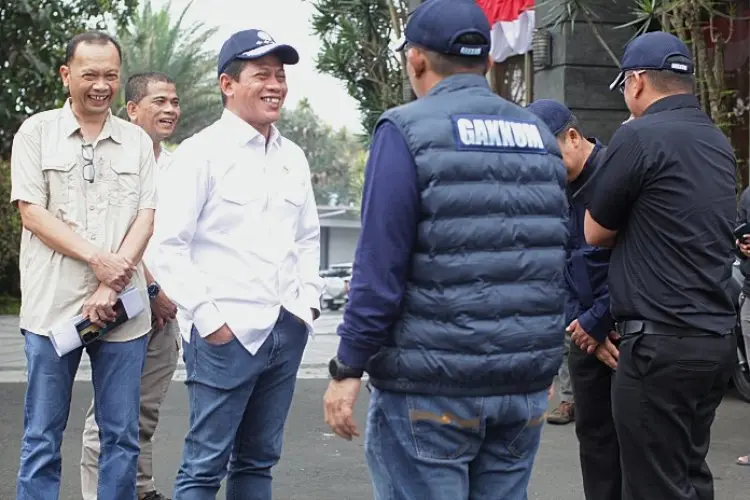 KLH Sasar Hotel Di Kawasan Puncak Yang Membuang Limbah ke Sungai Ciliwung