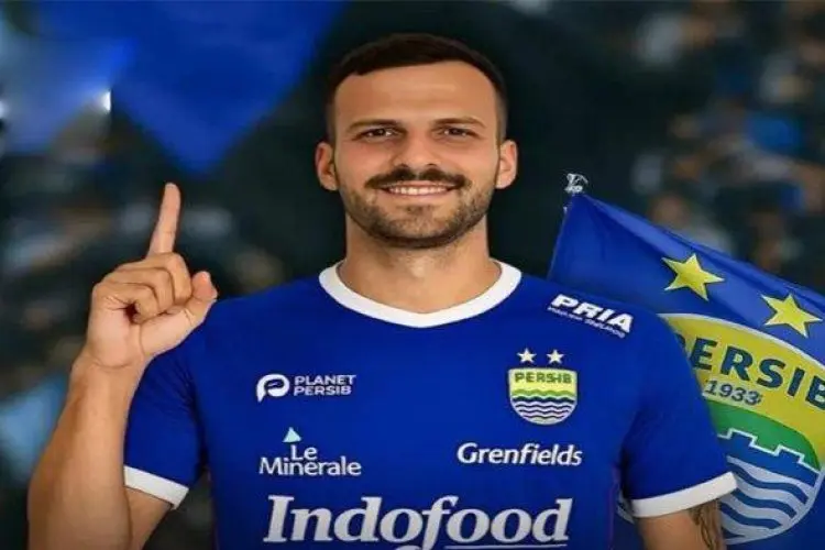 Ini Ungkapan Patricio Matricardi Soal Duetnya Bersama Julio Cesar Sebagai Benteng Pertahanan Persib