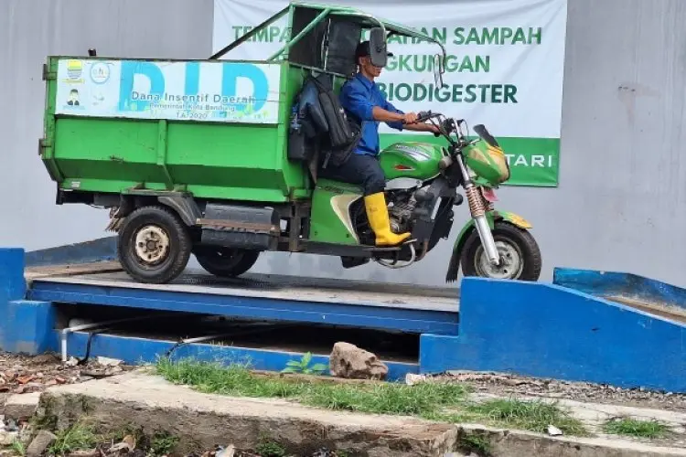 Wujud Kolaborasi Pemerintah dan Swasta, TPS Gedebage Mampu Menglah 20 Ton Sampah Saban Hari