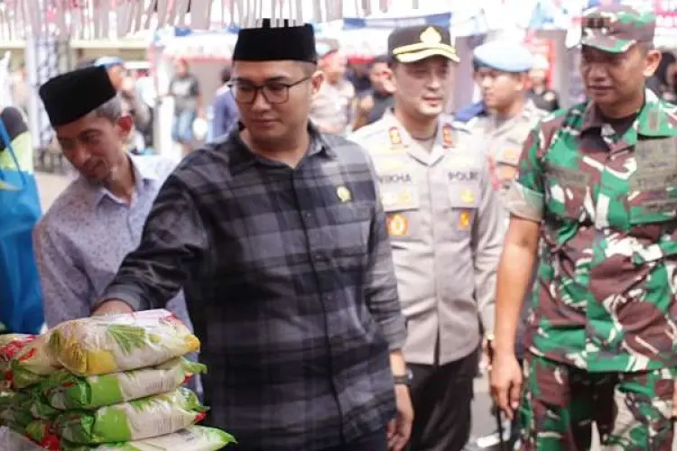 HUT ke-80 RI, Masyarakat Bisa Tebus Murah Beras, Minyak Goreng, Gula dan Tepung Hanya Rp80 Ribu 