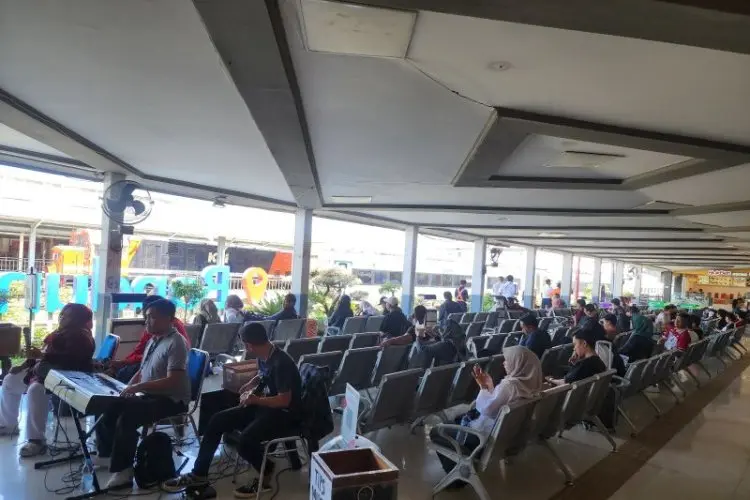 PTKAI Daop 2 Bandung Catat 89 Ribu Pengguna Kereta pada Libur HUT Ke-80 RI