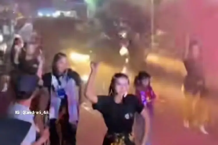 Mobil Tabrak Peserta Karnaval di Banyuwangi, Suasana Meriah Berubah Jadi Panik