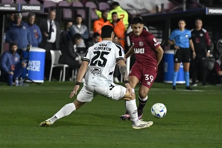 Gol Injury Time Paksa Duel Lanus vs Central Cordoba Disudahi Adu Penalti
