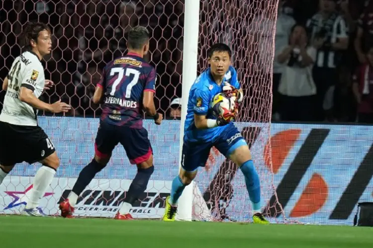 Dua Menit Setelah Masuk Lapangan, Leo Ceara Selamatkan Vissel Kobe, Tapi....