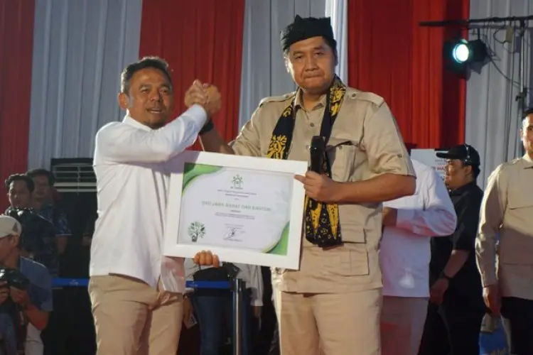 FOTO: Serah Terima 1.080 Kunci Rumah Subsidi