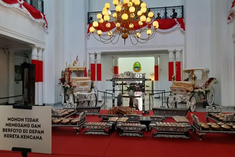 2 Kereta Kencana Ada di Lobi Utama Gedung Sate, Begini Kata Dedi Mulyadi...