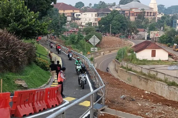 Akses Sementara Jalan Batutulis Sudah Bisa Dilintasi Motor