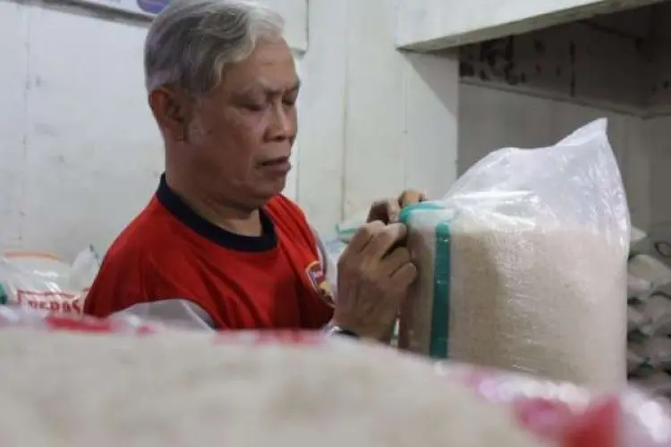 Waduh, Beras Mulai Langka dan Harganya Meroket