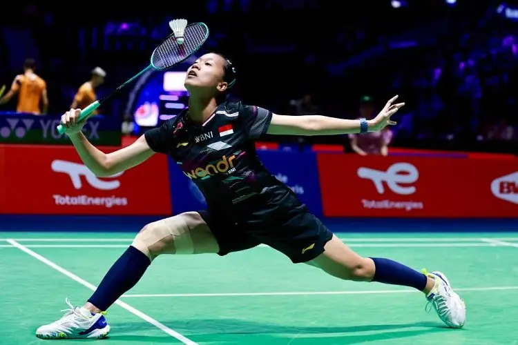 Tampil Kesetanan, Putri KW Pemain Indonesia Pertama Rebut Perempat Final Kejuaraan Dunia