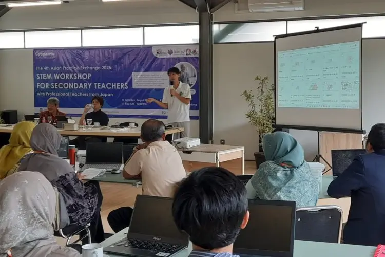 Dalami Metode STEM Jepang, Asah Pola Kritis Anak