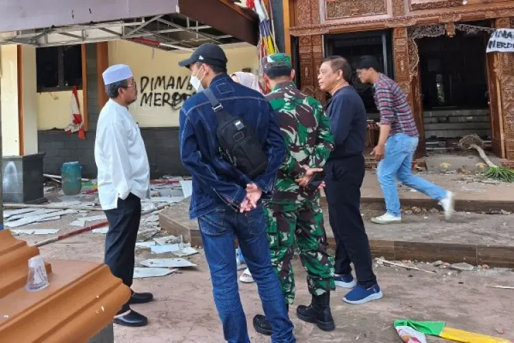 Gedung Rusak, Agenda DPRD Kabupaten Cirebon Tetap Jalan di Ruangan Seadanya
