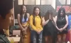 Viral Video Peringatan Maulid Nabi di Ruang Karaoke, Netizen Pro-Kontra
