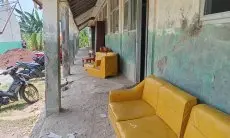 Azwar Anas Mengelus Dada, Melihat Kondisi SDN Tegal Benteng