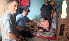 Sisir Warga Berkebutuhan Khusus, Pemerintah Kecamatan Cikalongwetan Buatkan KTP Secara Door to Door 