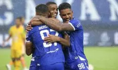 Prakiraan Pemain Persib vs Bhayangkara: Marc Klok Absen, Hodak Mainkan Opsi 'Darurat'