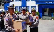 Ditlantas Polda Jabar Bagikan Seribu Paket Sembako di Momen Hari Lalu Lintas ke-70