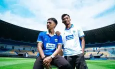 RESMI... Persib Perkenalkan Jersey Untuk AFC Champions League Two 2025-2026