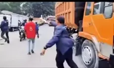 Viral! Warga Geruduk Pos Dishub Parungpanjang, Protes Truk Tambang Beroperasi di Luar Jam Aturan