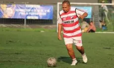 Legenda Persib Nyanyang Herdiana Meninggal Dunia