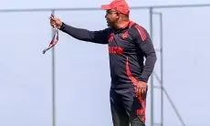 Belum Juga Timnya Keluar, Internacional Umumkan Pemecatan Pelatih Roger Machado
