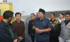 Keracunan Massal di Bandung Barat: Wakil Ketua DPR Tegur Keras Kepala SPPG Cijambu yang Program MBG Tak Sesuai SOP