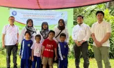 Santri Yatim dan Dhuafa di Klapanunggal Dapat Manfaat dari Kegiatan Dosen Pulang Kampung IPB University