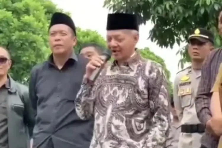 Heboh! Ketua DPRD Wonosobo Disoraki Massa Usai Salah Membaca Teks Pancasila