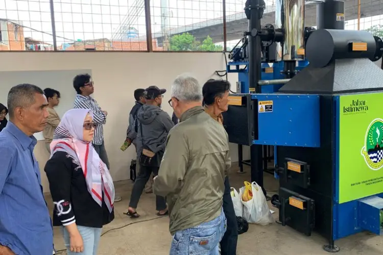 Nina Fitriana Pilih Edukasi Sampah Meski Diminta WFH