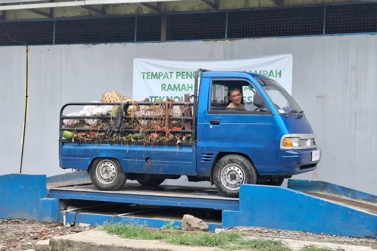 Tingkat Pengolahan Sampah di Pasar Gedebage Capai 30 Ton Per Hari