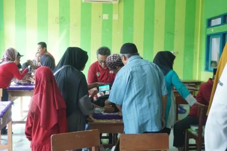 Tradisi Sosial Ponpes Al-Mubarokah, Khitanan Massal jadi Ruang Kebersamaan Warga