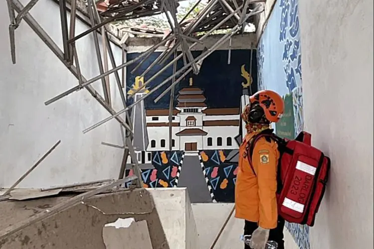 8 Siswa SMKN 1 Cileungsi Masih Dirawat, 1 Siswi Dirawat di RSUD Ciawi Karena Luka Sedang