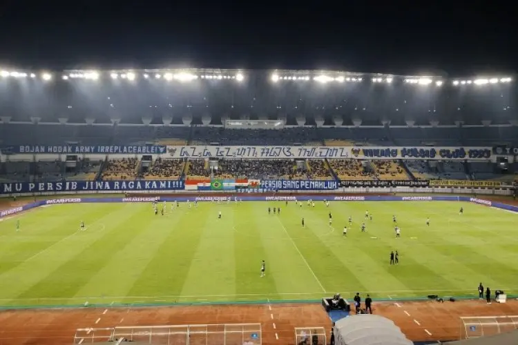 Persib Jamu Persebaya Besok, Bojan Hodak Berharap Bobotoh Penuhi Stadion GBLA