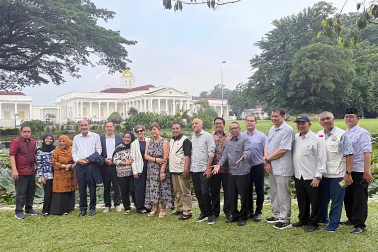 Kadin Kabupaten Bogor Ekspor Kupa dan Sepatu Ciomas ke Turki