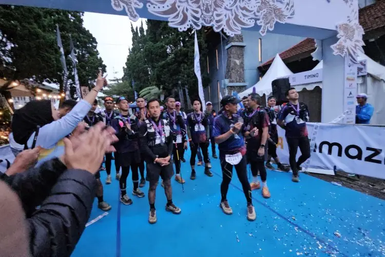 Kapolda Jabar Irjen Pol Rudi Setiawan Tuntaskan Bandung Ultra 100
