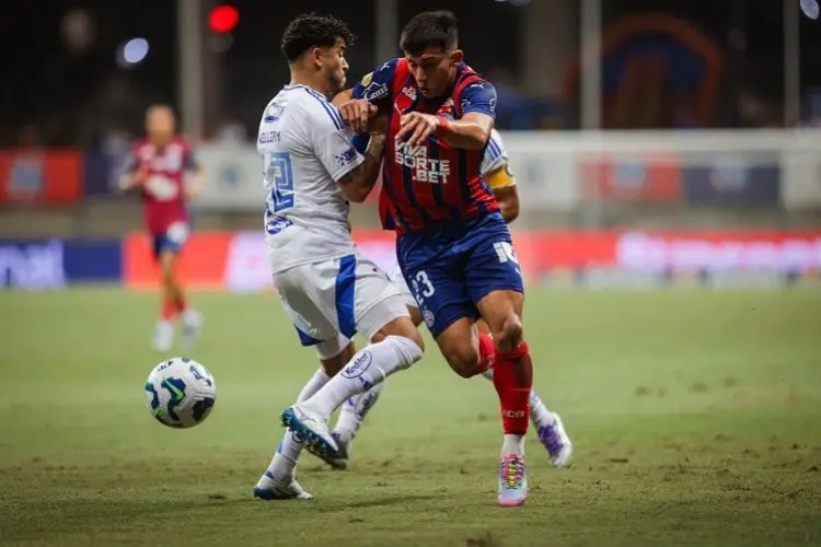 Bahia vs Cruzeiro 1-2, Tiga Gol Cantik Bikin Kiper Tuan Rumah Geleng-geleng Kepala