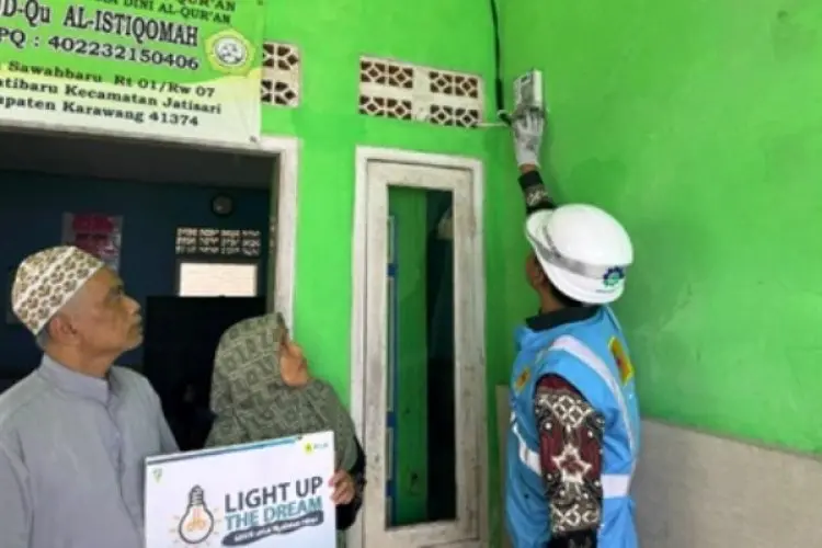 Tingkatkan Sarana Prasarana Pendidikan, PLN Berikan Sambungan Listrik Gratis bagi PAUD di Karawang