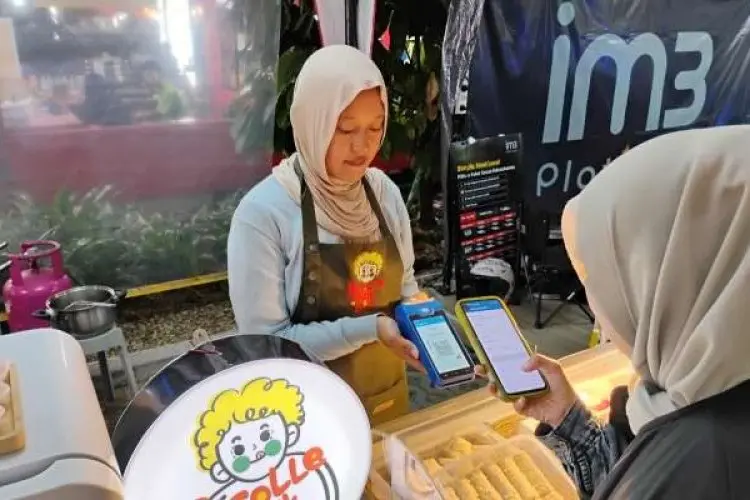 Indosat Perkuat Jaringan Andal pada Festival Kuliner Bandung 2025 di Summarecon Bandung