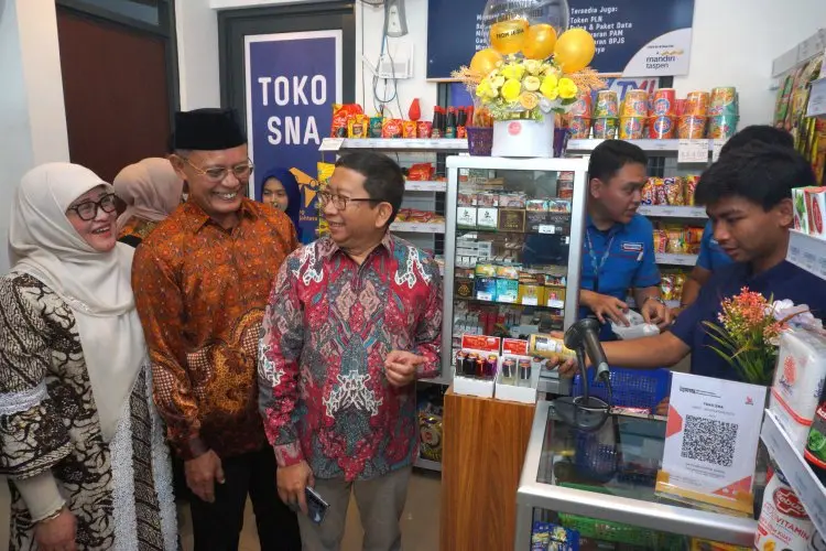 FOTO: Pembukaan Warung Mantap Sejahtera Di Bandung