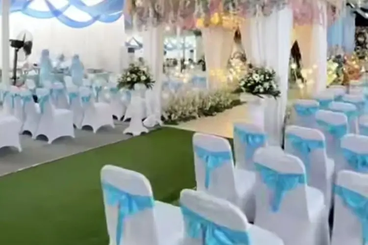 Viral Khitanan Anak Lurah di Bogor, Tenda Raksasa hingga Dekorasi Mewah Tutup Jalan Desa