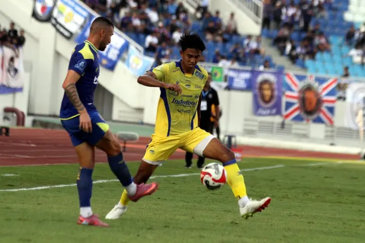 Pelatih Arema FC Kecewa Singo Edan Kena Remontada Persib Bandung