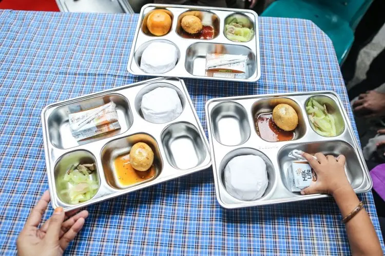 Sekolah kini Bisa Komplain jika Menu MBG Tidak Sesuai, Zulhas: Bisa Ditutup SPPG nya
