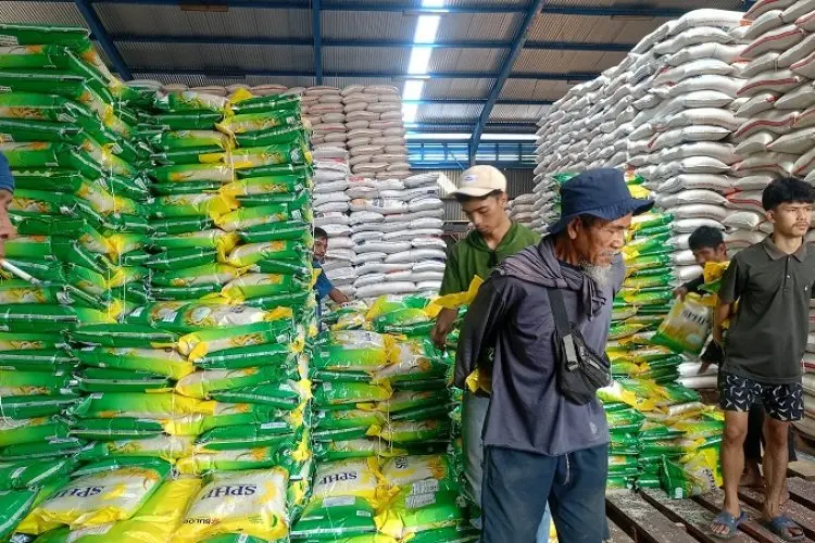 Jaga Stabilitas Harga, Bapanas Gelontorkan 678 Ribu Ton Beras SPHP hingga Juli 2026
