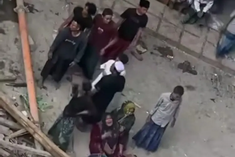 Pemprov Jatim Tanggung Seluruh Biaya Perawatan Santri Korban Ponpes Ambruk di Sidoarjo