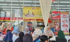 Alfamart dan Zwitsal Perluas Jangkauan Program Sahabat Posyandu di 34 Kota