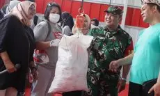 Dulu Jijik, Rina Hatibie Kini Dapat Cuan Gede dari Sampah