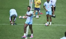 Persib Bandung Kembali Berlatih, Rezaldi Hehanussa Menghilang