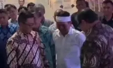 Video Airlangga Hartarto Diduga Dorong Dedi Mulyadi saat Acara Resmi, Warganet Ramai Beri Tanggapan