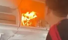 Viral Pesawat Air China Mendarat Darurat di Shanghai Gegara Baterai Lithium Penumpang Terbakar di Kabin